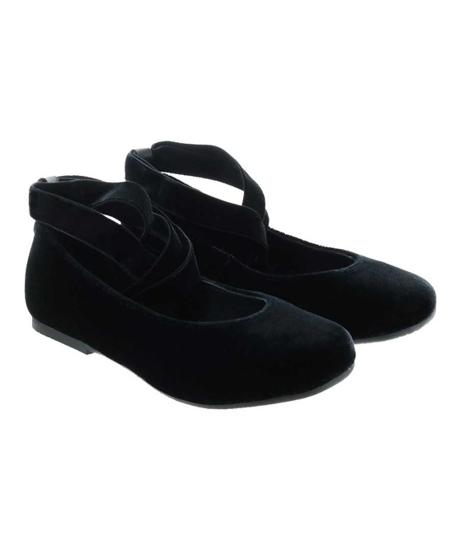 Bailarina Bidane en terciopelo negro| Manuela de Juan Bailarina Bidane en terciopelo negro| Manuela de Juan