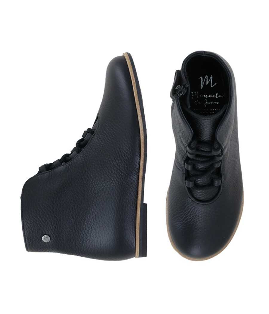 Bota Nayla en piel negro| Manuela de Juan