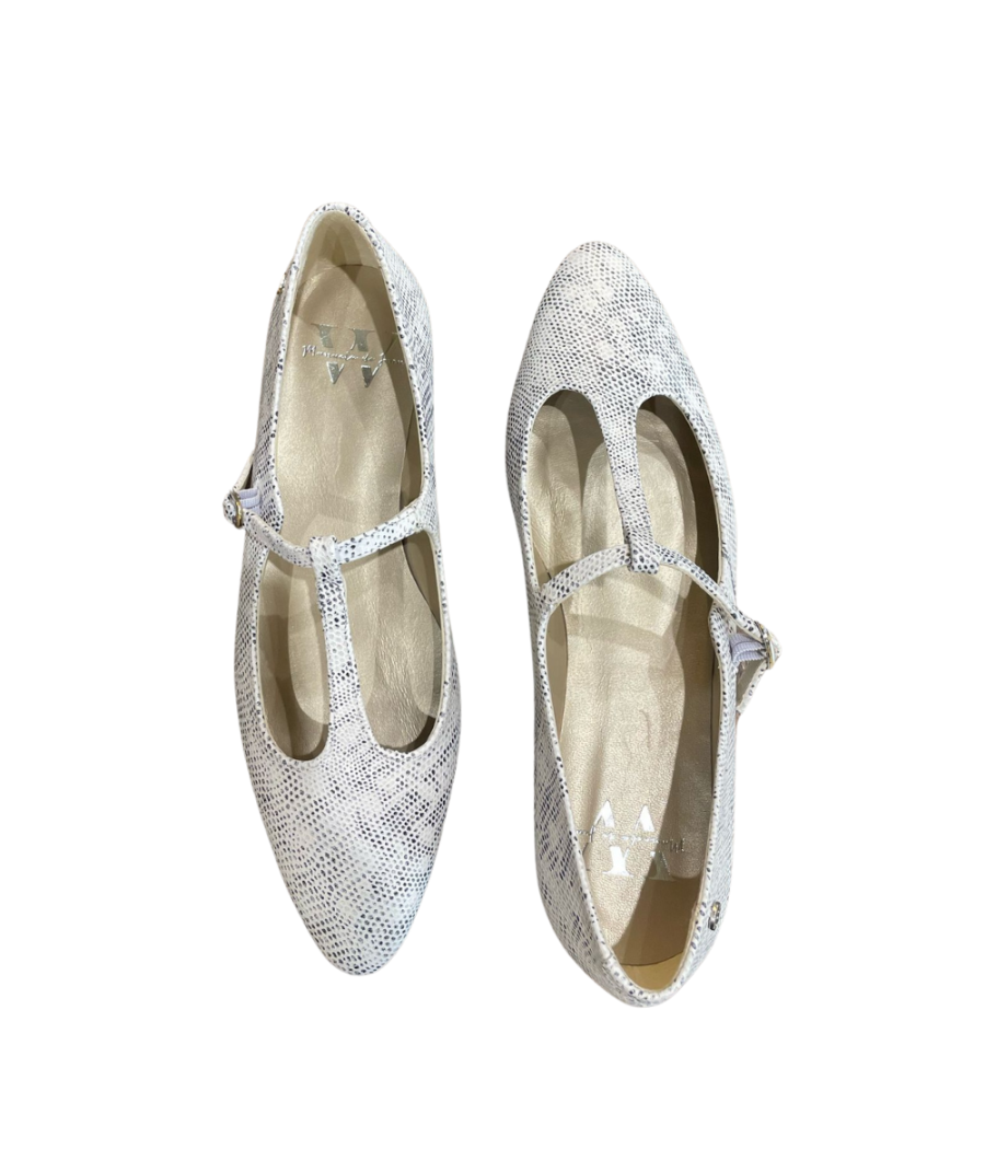 Mary-Jane Diana Dark Blue leather | Manuela de Juan | Elegancia y Confort Mary-Jane Diana Dark Blue leather | Manuela de Juan | Elegancia y Confort